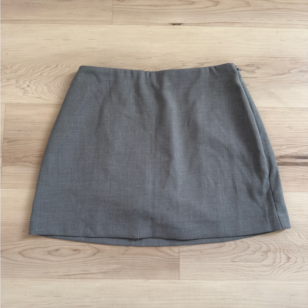 Abercrombie & Fitch Scarlett Mini Skort Gray
